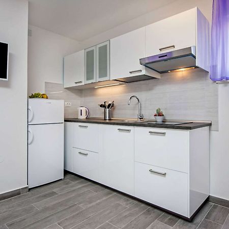 Apartment And Studio Tereza Rovinj Exterior foto
